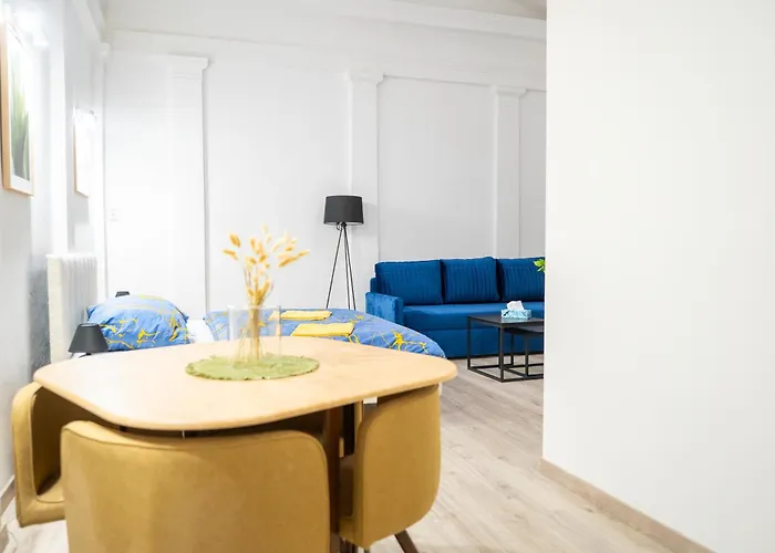 Cozy Main Square Iii With Breakfast