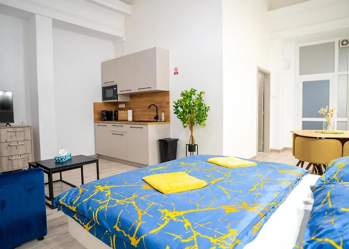 Apartment Cozy Main Square Iii With Breakfast *